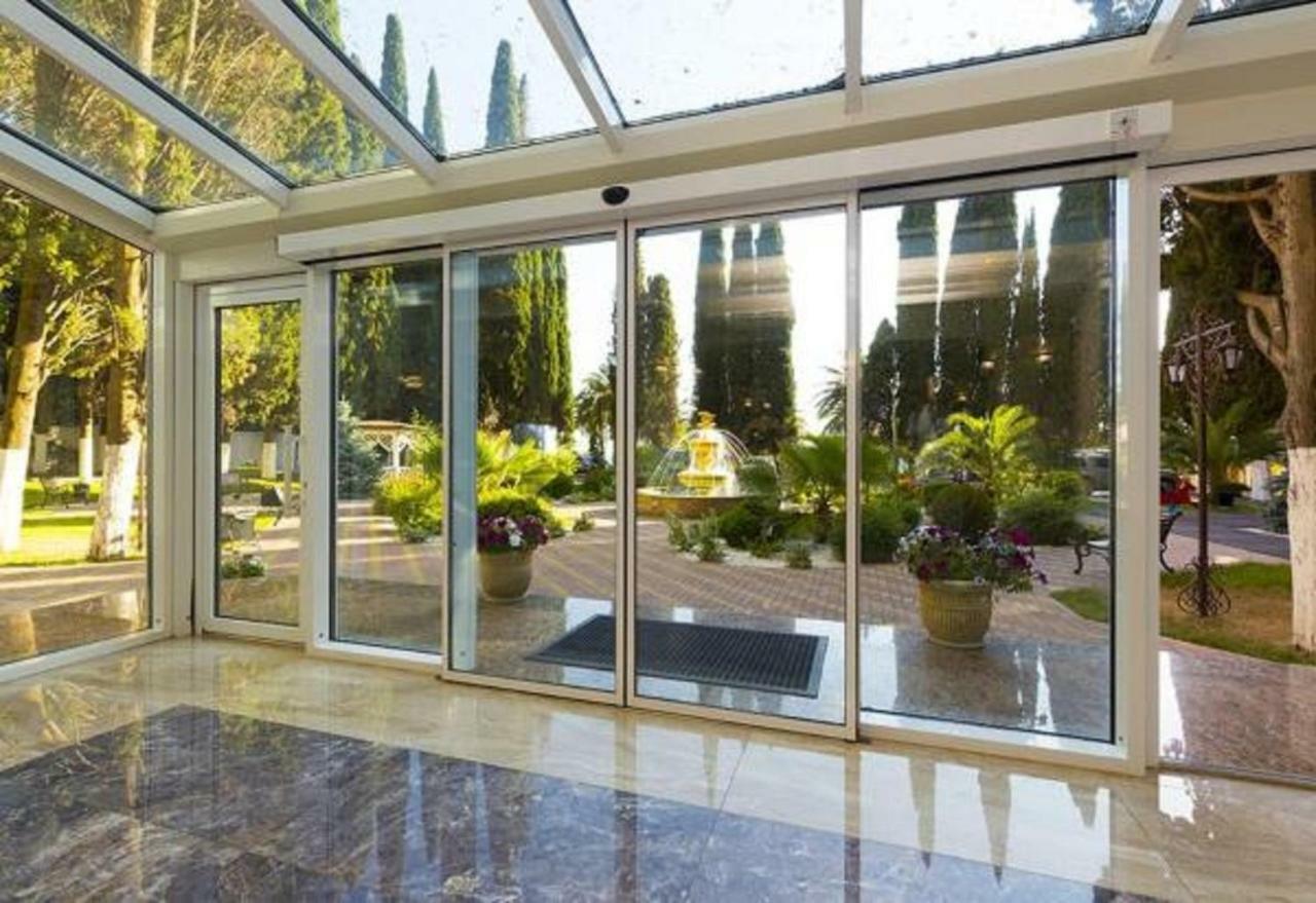غاغرا Hotel Cheluskintsev المظهر الخارجي الصورة